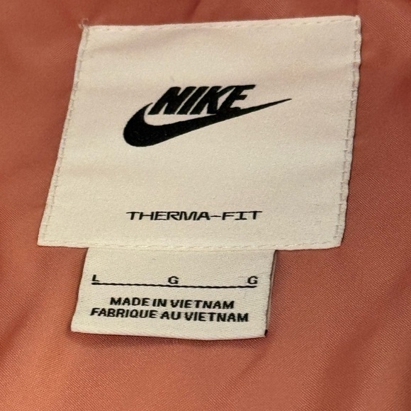 NIKE Sportswear Therma-FIT Puffer Vest Pink Stardust Size L NEW - Picture 8 of 9